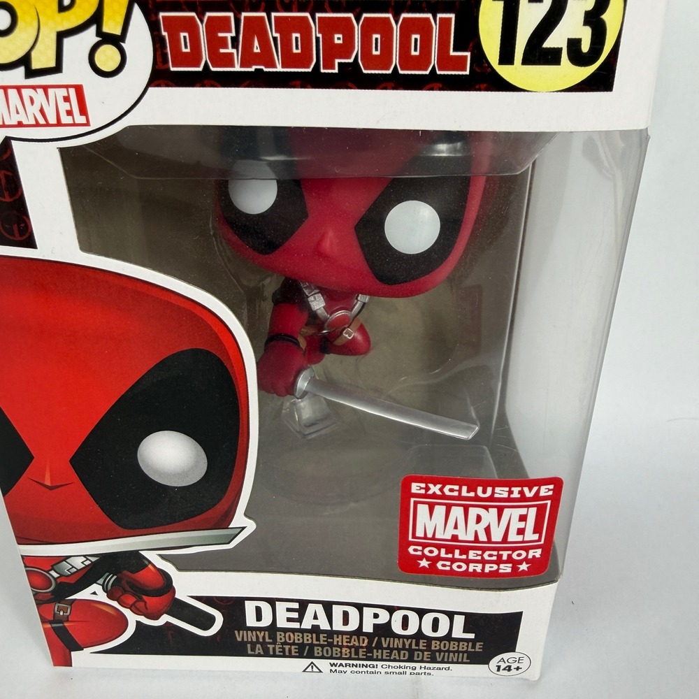 Funko Pop Marvel Deadpool Leaping 123 Marvel Collector Corps Exclusive - Picture 2 of 7